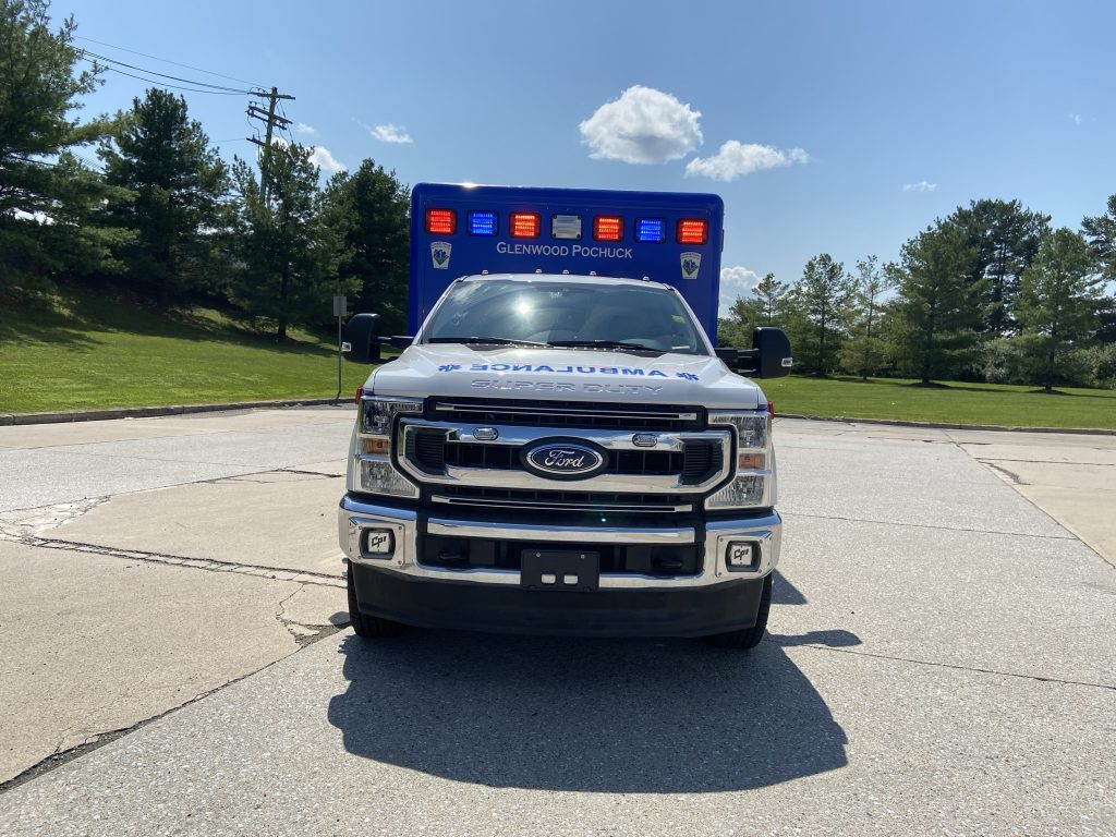 Glenwood-Pochuck-CCL150-Ambulance (2)