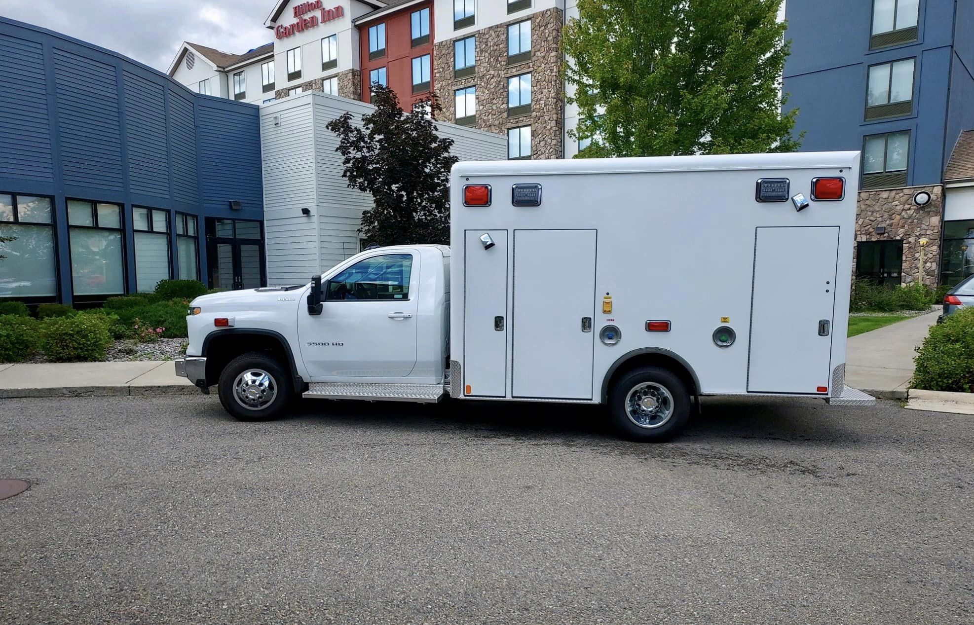 Apgar-Ambulance2