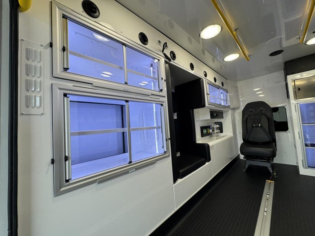 Metro-Emergency-Transport-System4