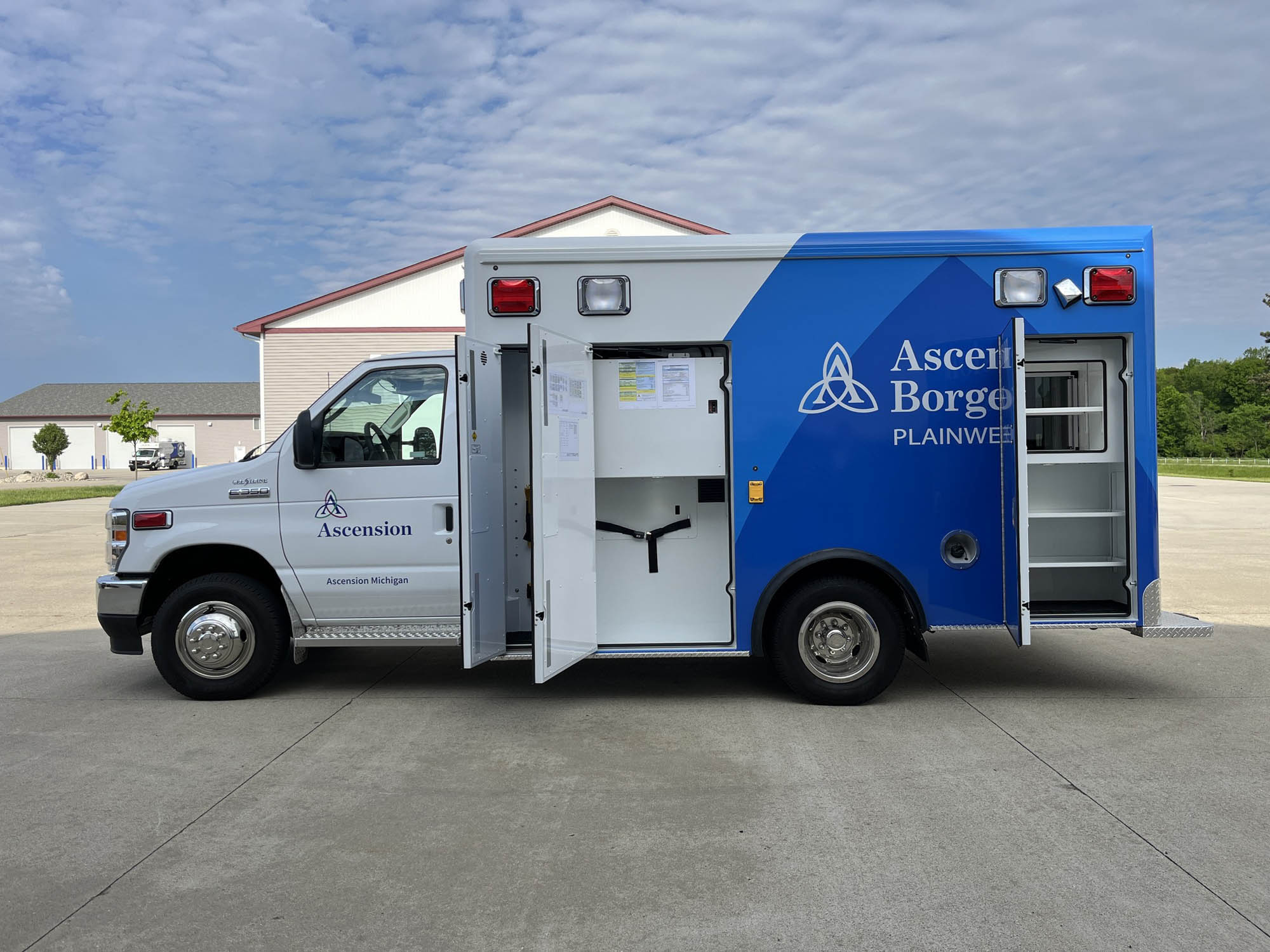 Ascension CCL 150 Ambulance (12)